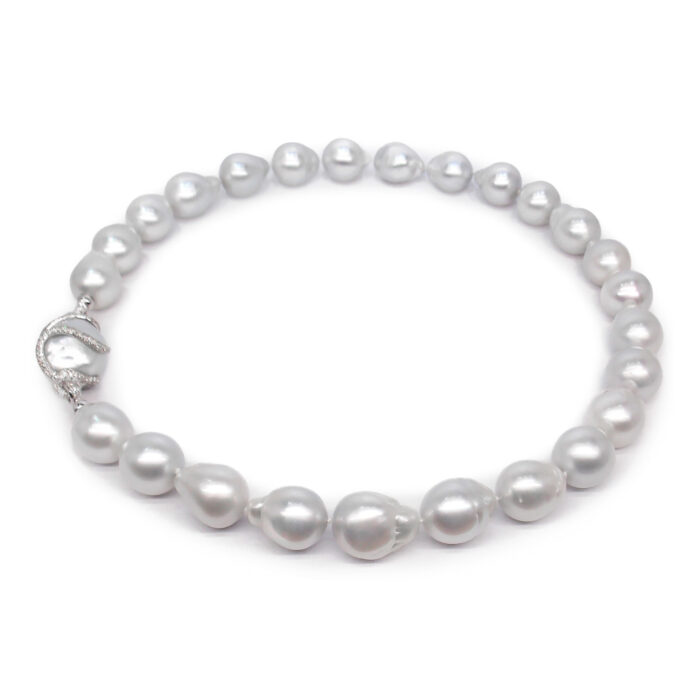 23002 south sea barogue pearls 2