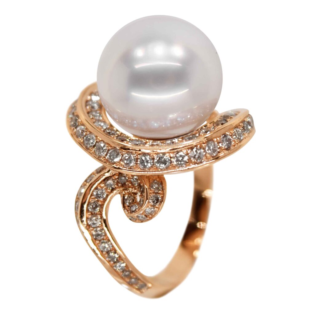 R215 – Brilliant Cut Diamonds 1,54Ct – South Sea Pearl 14-15mm