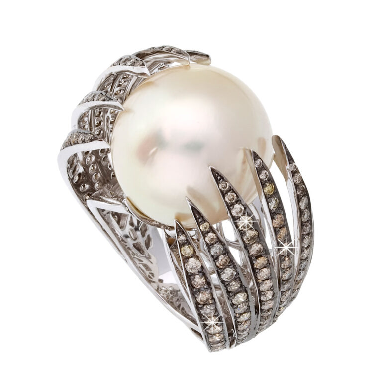 Pearls Center