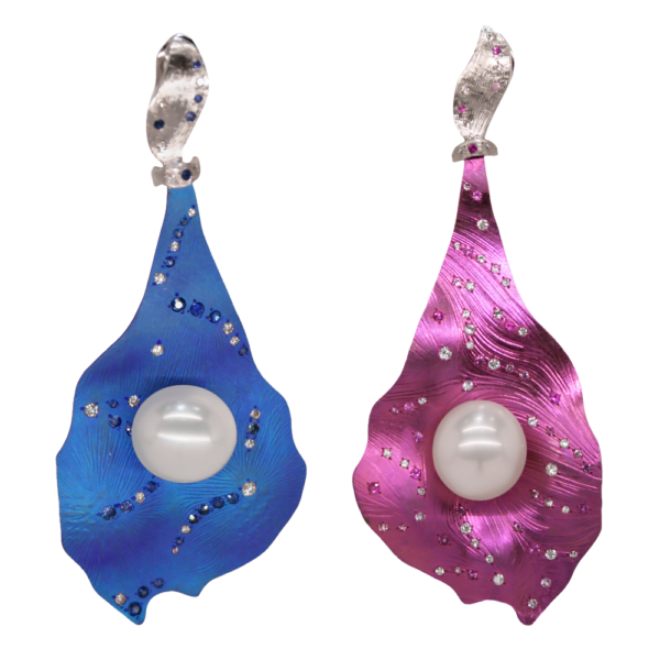 E040 – Λευκά Διαμάντια 0,47Ct – Ζαφείρια 1,15Ct – Μαργαριτάρια Νοτίων Θαλασσών 12-13mm