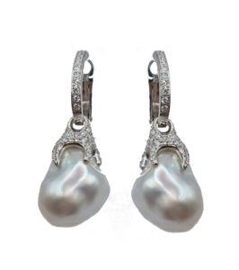 ασημί μαργαριτάρι