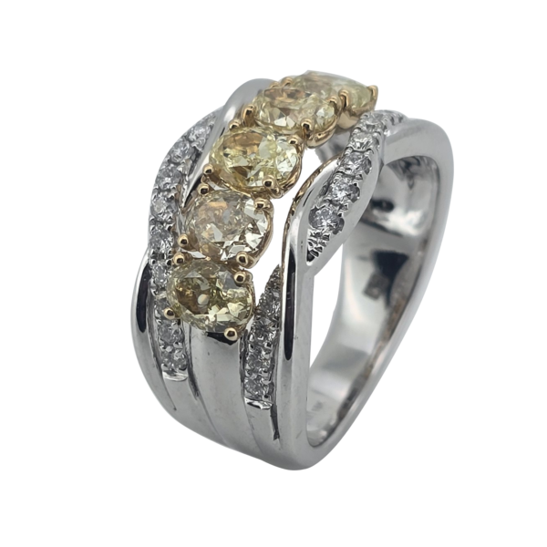 DR021- Δαχτυλίδι με Κίτρινα Διαμάντια 1,98cts - Λευκά Διαμάντια 0,37cts