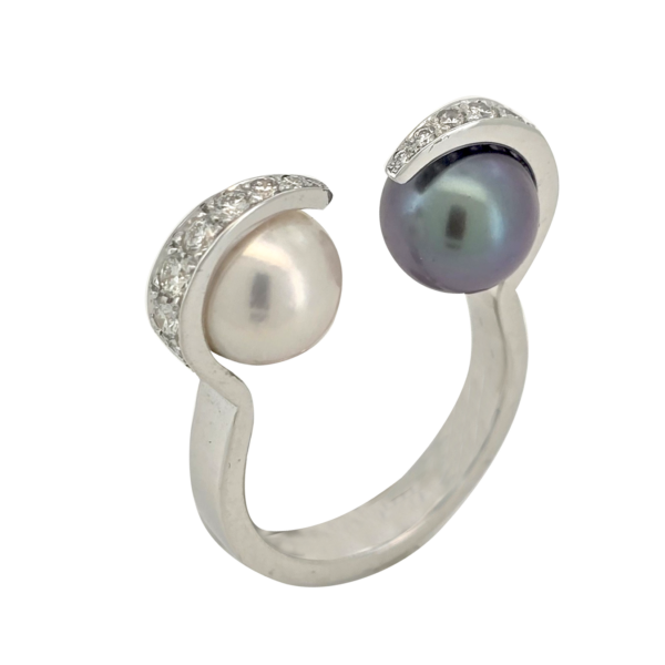 R305- Δαχτυλίδι με Μαργαριτάρια Akoya Ιαπωνίας 8-8.5 mm- Λευκά Διαμάντια 0.54 Cts