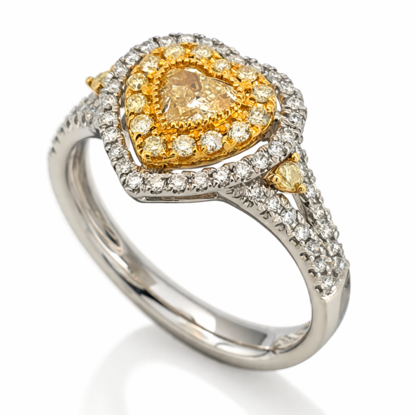 DR057- Δαχτυλίδι με Κίτρινα Διαμάντια  Heart Cut 0.19Cts- brilliant Cut 0.36 Cts- Λευκά Διαμάντια br. o.29 Cts
