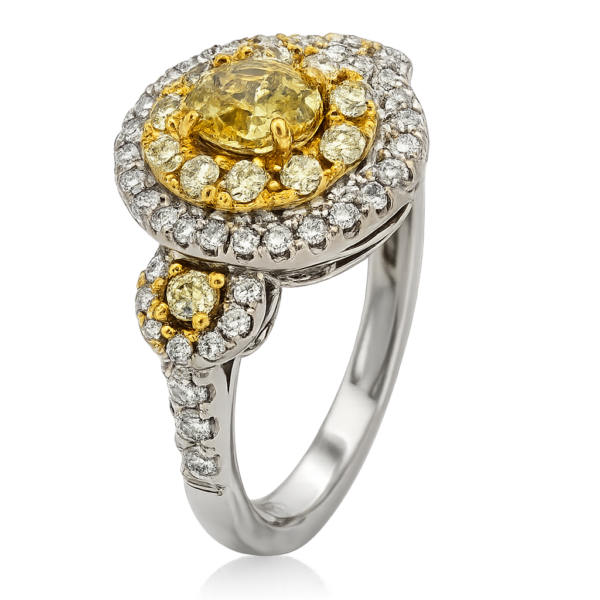 DR066- Δαχτυλίδι με Κίτρινο Διαμάντι Oval Cut 0.62Ct & brilliant cut 0.36 Cts - Λευκά Διαμάντια Brilliant Cut 0.43 Cts- Λευκό Χρυσό Κ14