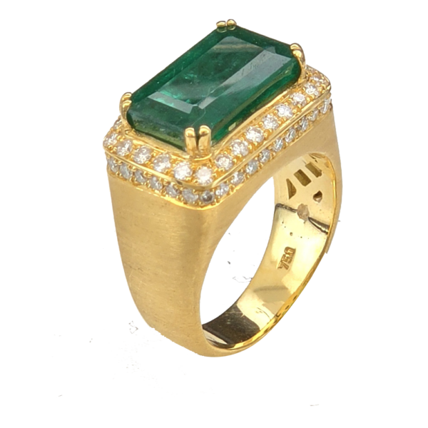 DR058- Δαχτυλίδι με Σμαράγδι 5.98 Cts-  Λευκά Διαμάντια 0.70 Cts- Κίτρινος Χρυσός Κ18